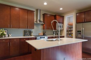 Kitchen2.jpg